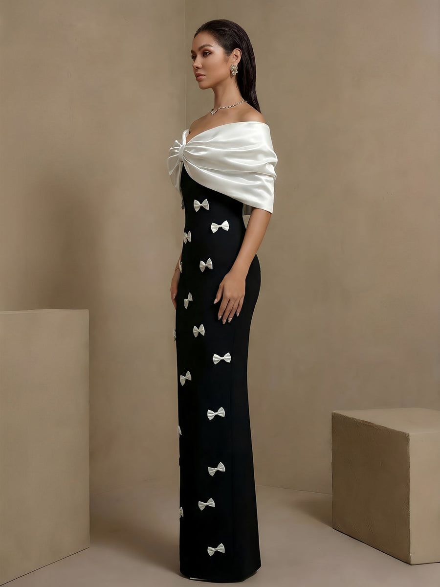 Schulterfreies weißes Kleid mit Schleifen und Bandage