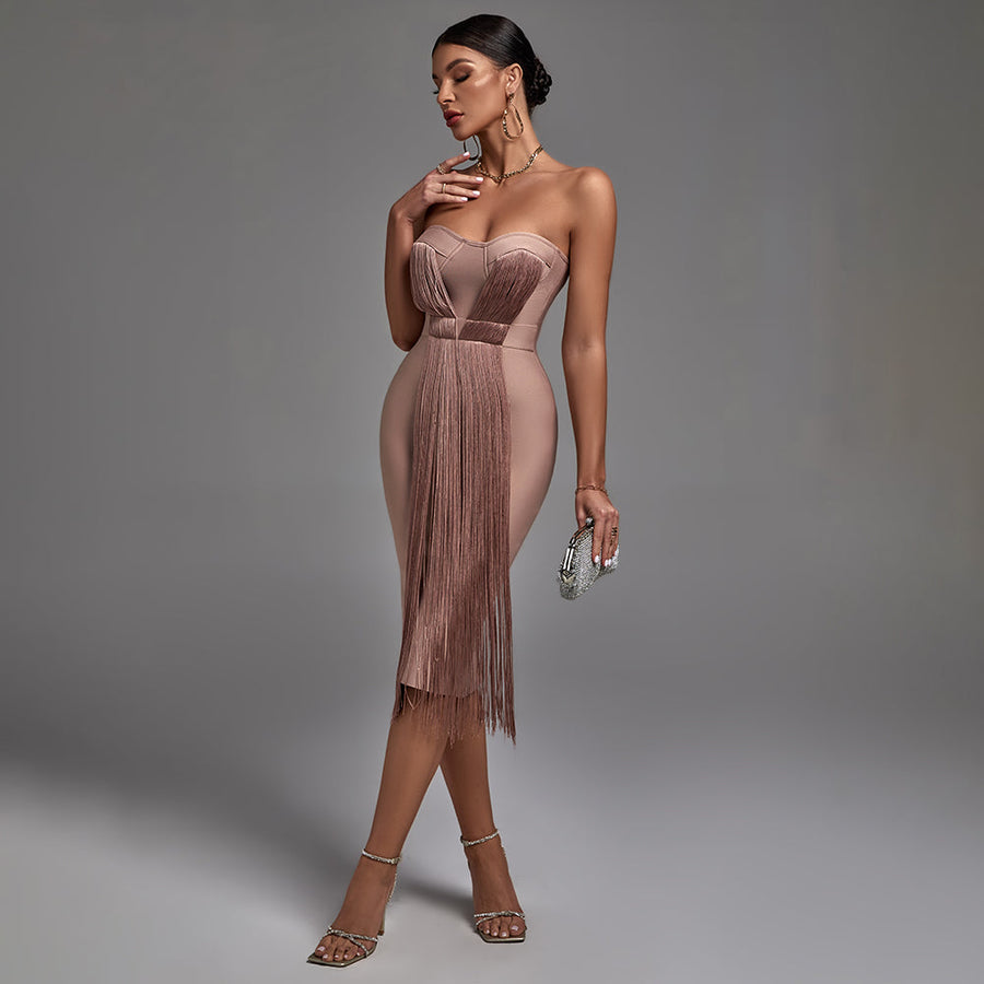 Inès Beaumont — Chic Strapless Midi Bandage Dress with Stylish Tassels