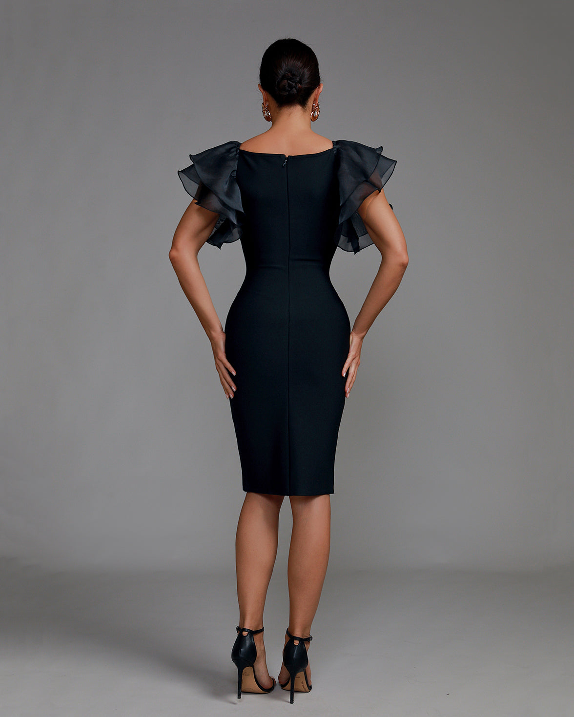 Klara Beaumont — Chic Puff Sleeve Tulle Bandage Midi Dress, alternate view 5