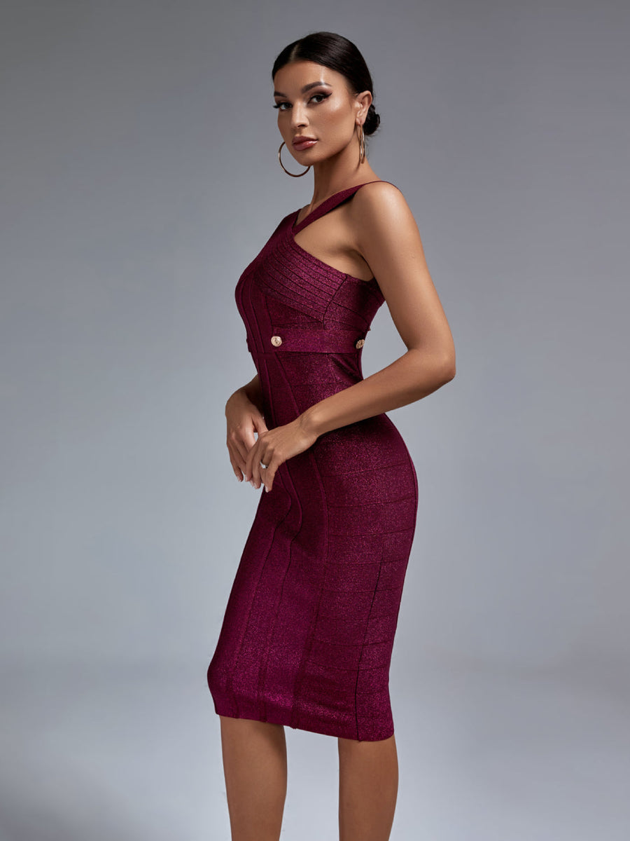 Chic Midi Bandage Dress with Stylish Metal Accent Buckle