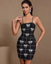 Minikleid mit Schleifenknoten, Kristallgitter und Bandage