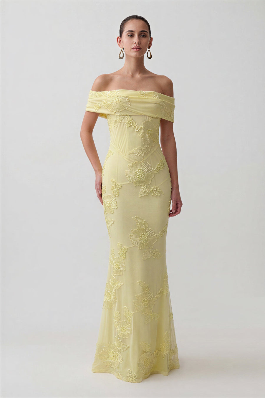 Robe Sirène Broderies Florales à Rubans et Épaules Dénudées