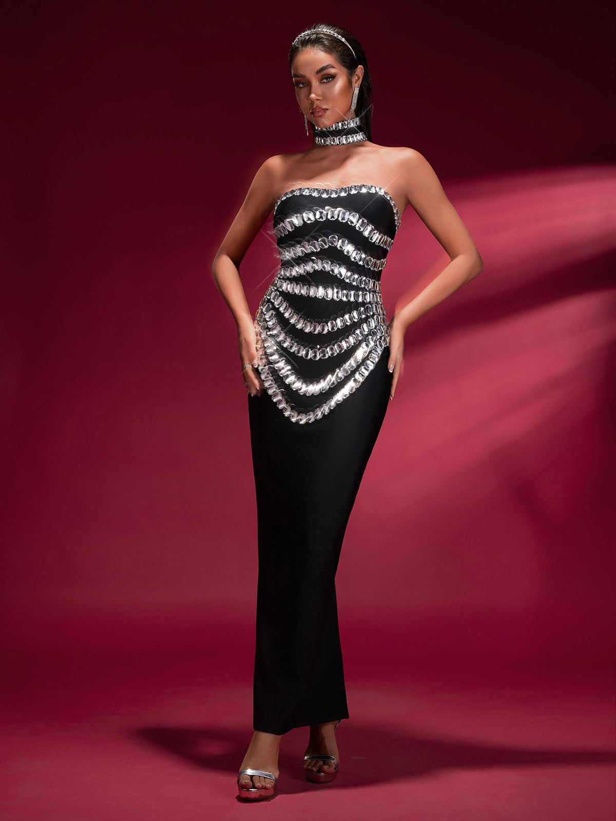 Elegant Crystal-embellished Bandage Gown With Collar