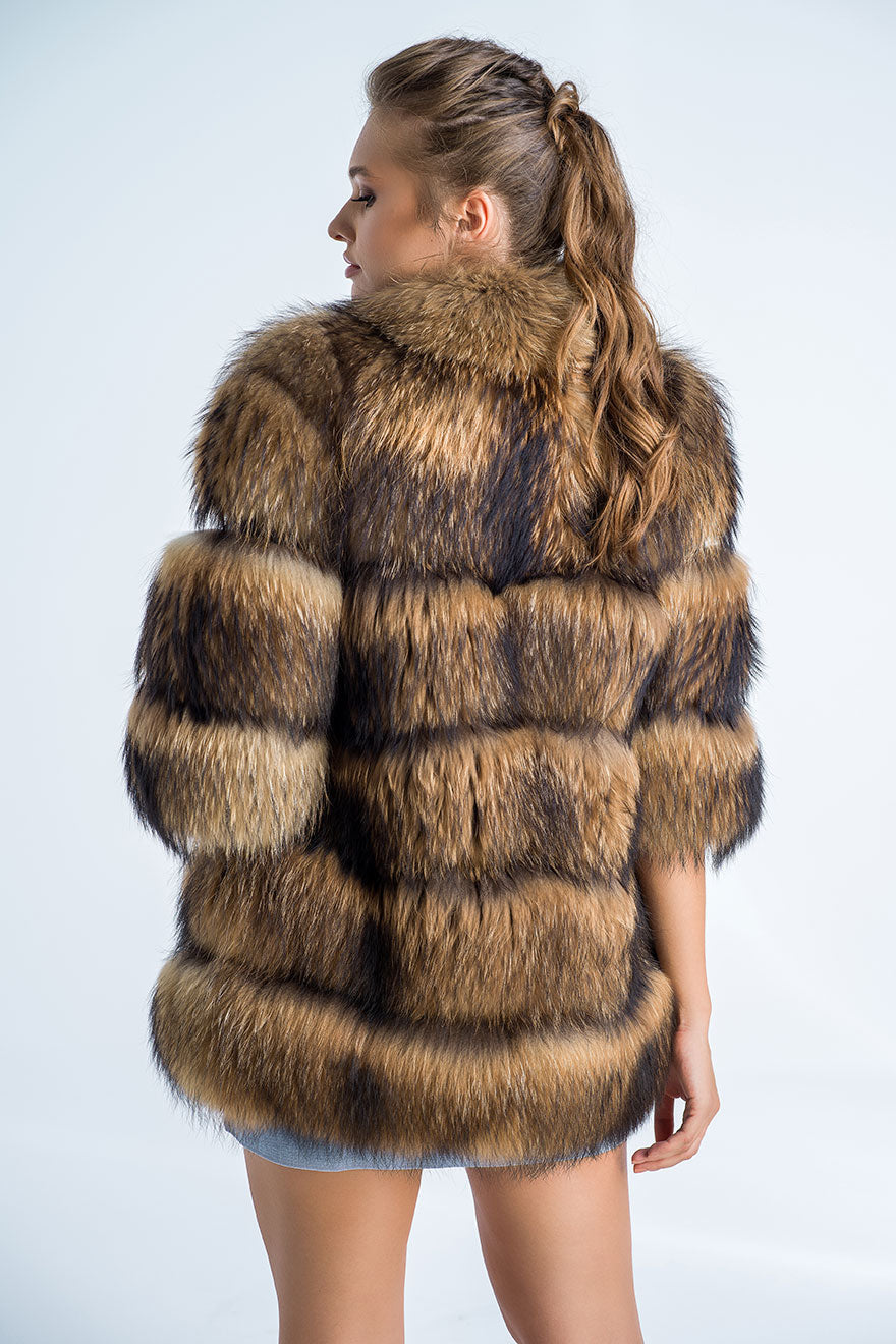 Clémence Beaumont — Brown Coat Style Short Sleeve Genuine Raccoon Fur Vest, alternate view 2