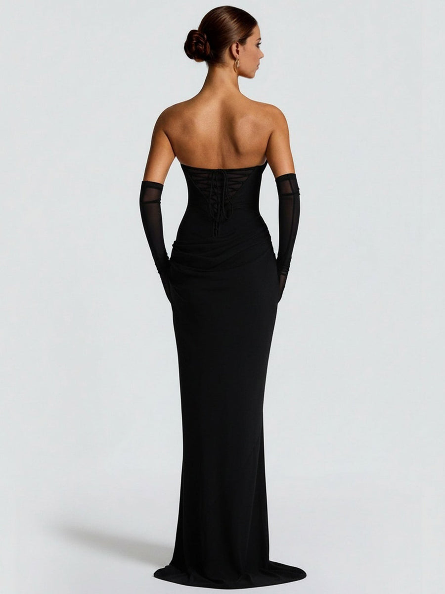 Trägerloses Maxi-Kleid mit Raffungen und Halstuch
