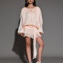  Apricot