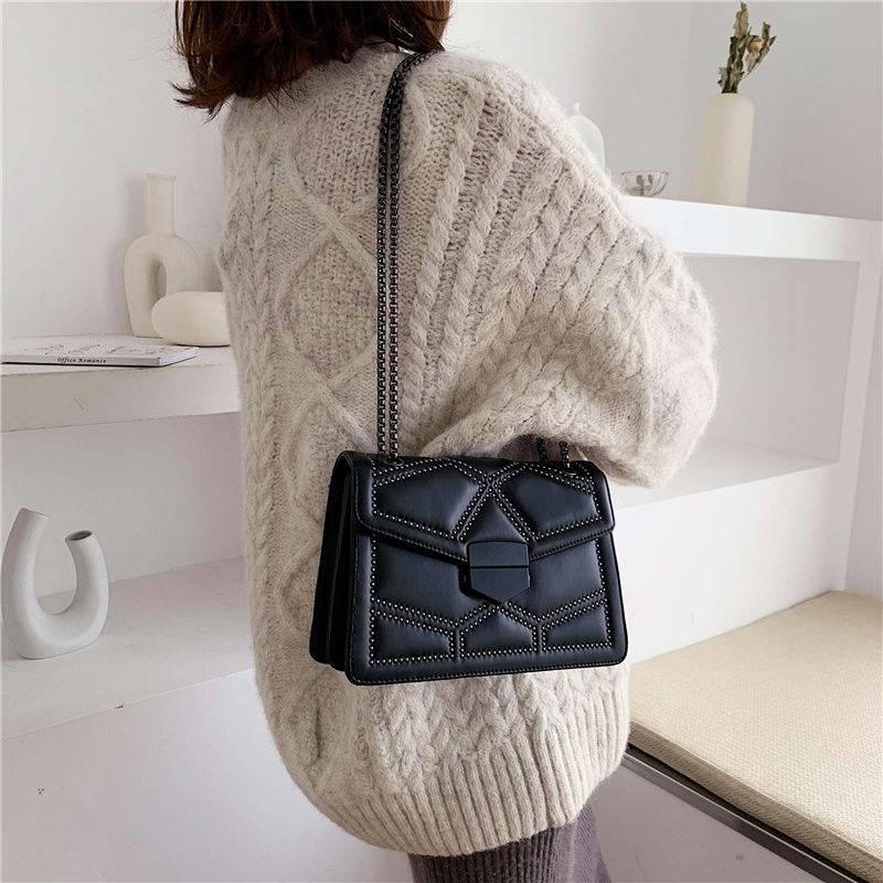 Cassiane — Modish Quilted Shoulder Bag, alternate view 5