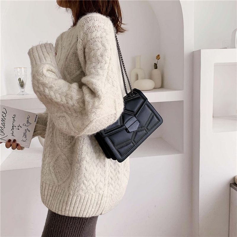 Cassiane — Modish Quilted Shoulder Bag, alternate view 8