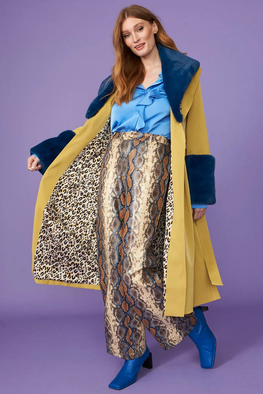 Bellina Beaumont — Yellow Faux Leather Trench Coat with Faux Fur Collar and Cuffs