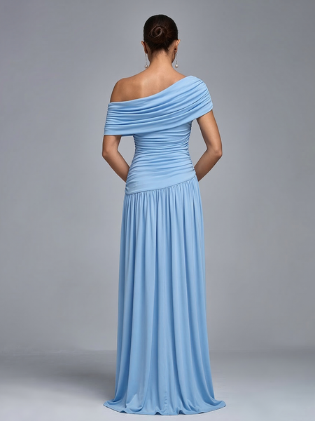 Maxikleid mit schräger Schulter und Raffungen