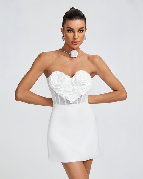 Mini bustier heart backless dress for a seductive and elegant look