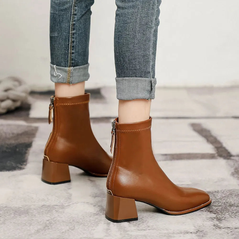 Darcy Sorrento — Round Toe Block Heels Boots Fashion Footwear