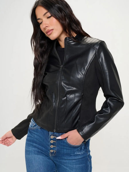 b212c93a-74e3-41f8-b5f9-f3bb6a28b6df-Max