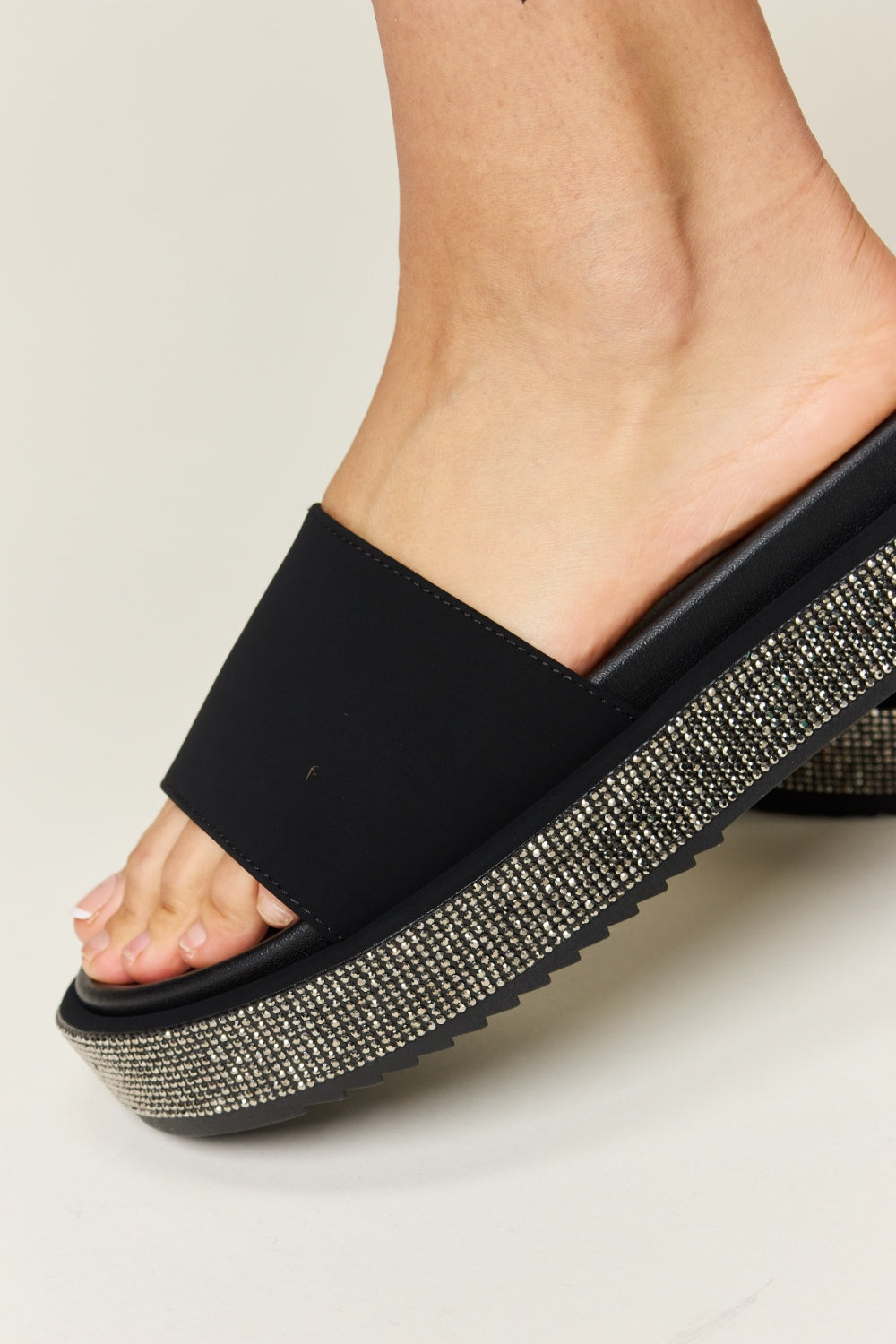 Monroe Beaumont — Forever Link Open Toe Rhinestone Platform Sandals Black Fashion Footwear, alternate view 5