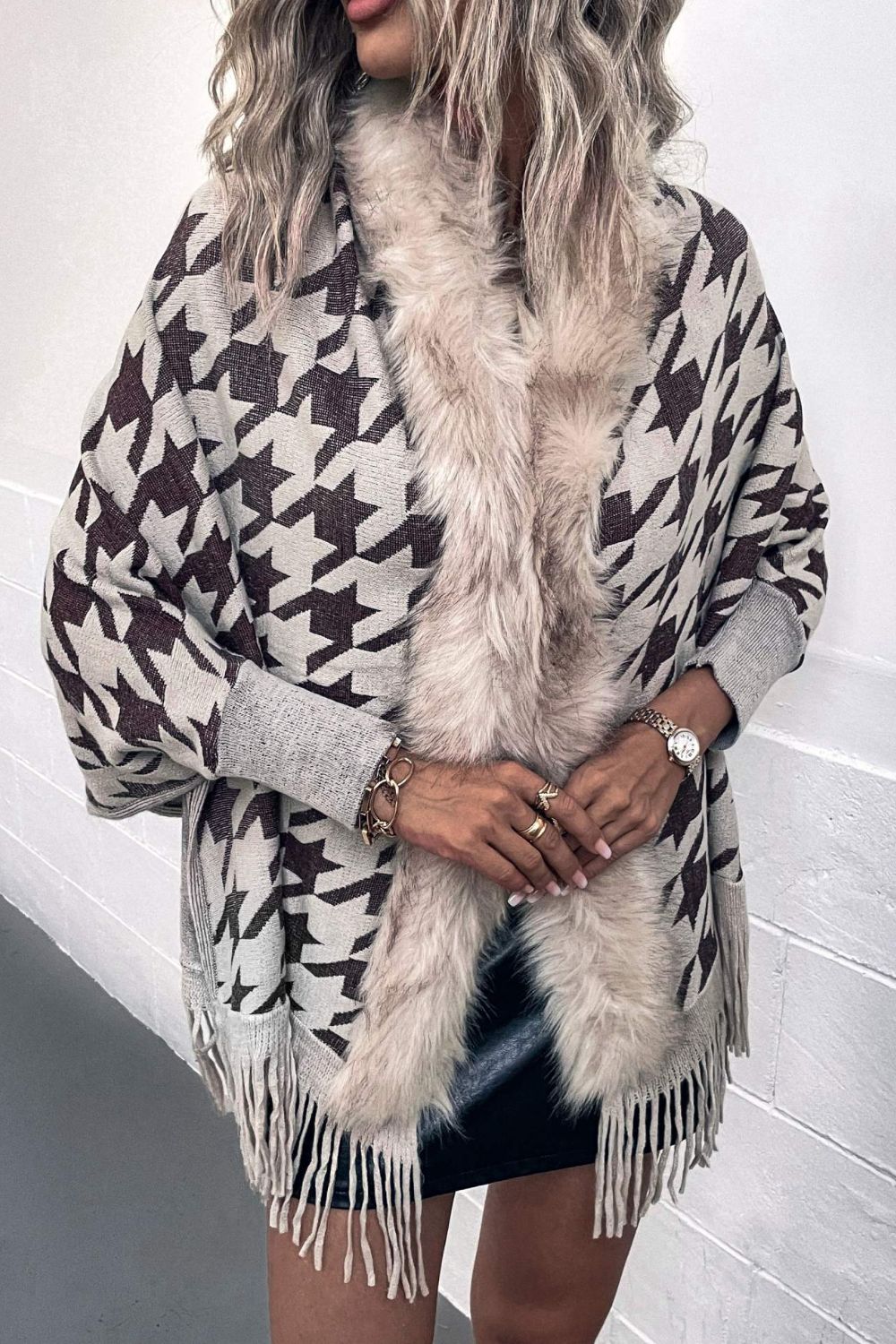 Jules Versailles — Houndstooth Fringe Hem Poncho, alternate view 3