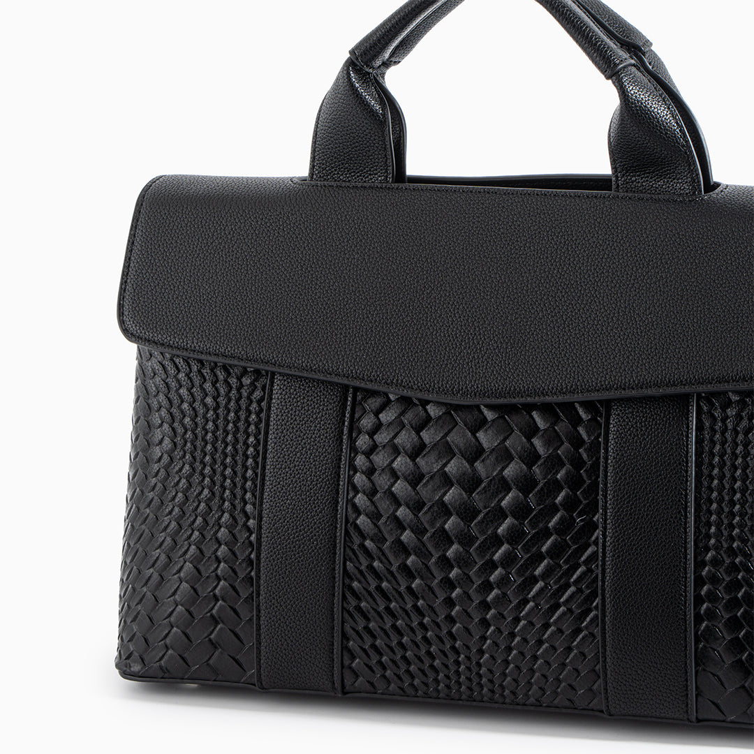 Brittany — Everyday Medium Tote Bag, alternate view 2