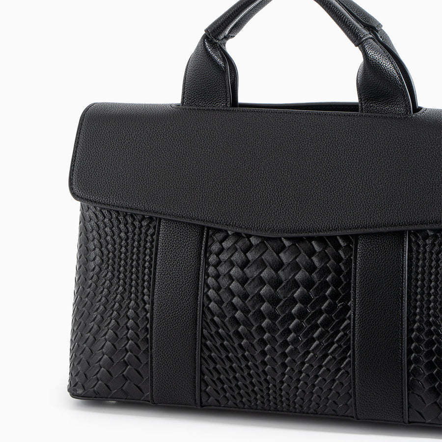 Brittany — Everyday Medium Tote Bag, alternate view 2