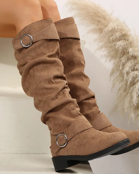 c0c40022-081e-450b-b1de-1dbe458a030e-Max