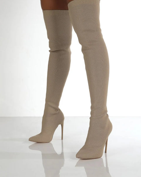 c57b79e5-a416-4ce4-99c1-096bf0ddedfa-Max