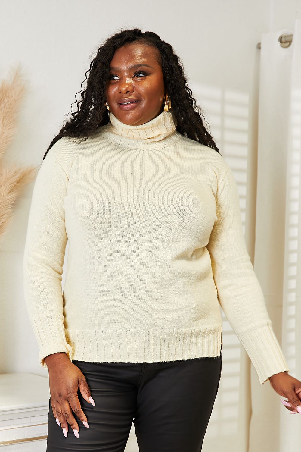 Noa Valmont — Heimish Full Size Long Sleeve Turtleneck Sweater with Side Slit