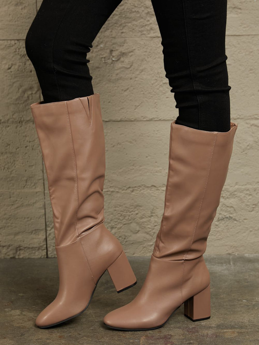 cc8541dbef564cb0a6ea0be3ec135dea-Max