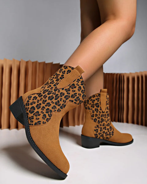 ccb73b46-2913-43c9-bd9a-431a4fc29613-Max