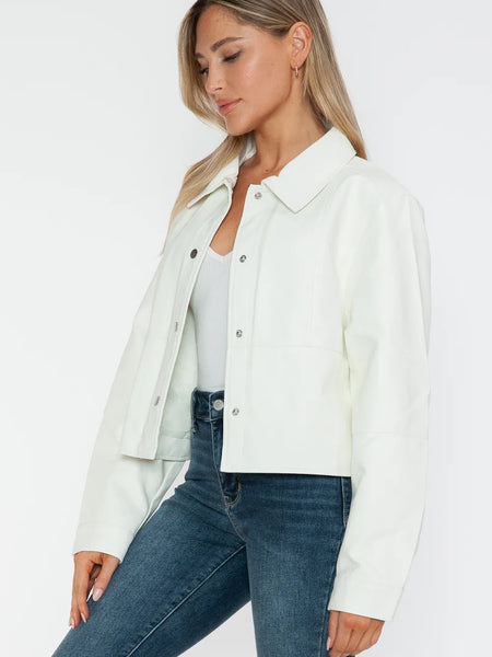 cd2bb16c-4f4b-463b-bd33-0b2de71ce9f2-Max