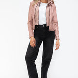 cfe16ae6-bf36-4576-bc75-8fae00d2e766-Max