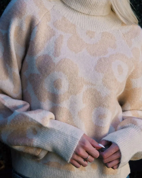 d49b452789f64a6d8733abd64390bc7d-Max