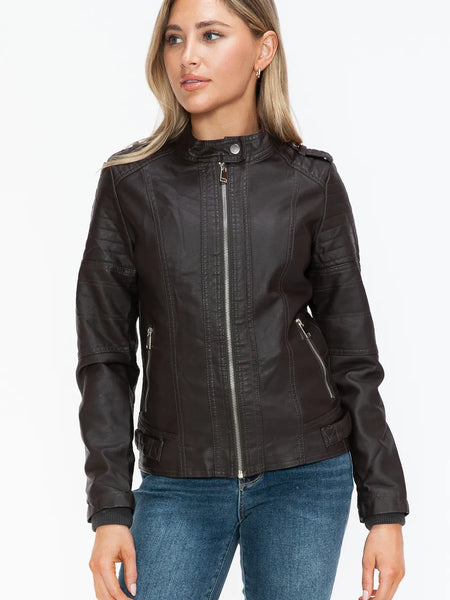 d51877bb-ad4e-434d-9fe8-7c47e8d426f6-Max