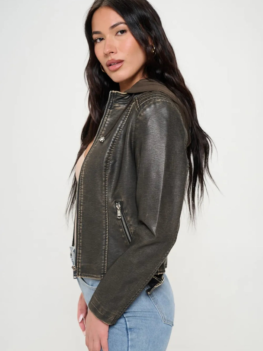 d763d81b-a7ec-4cde-a05e-ce40b3e3270f-Max