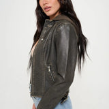 d763d81b-a7ec-4cde-a05e-ce40b3e3270f-Max