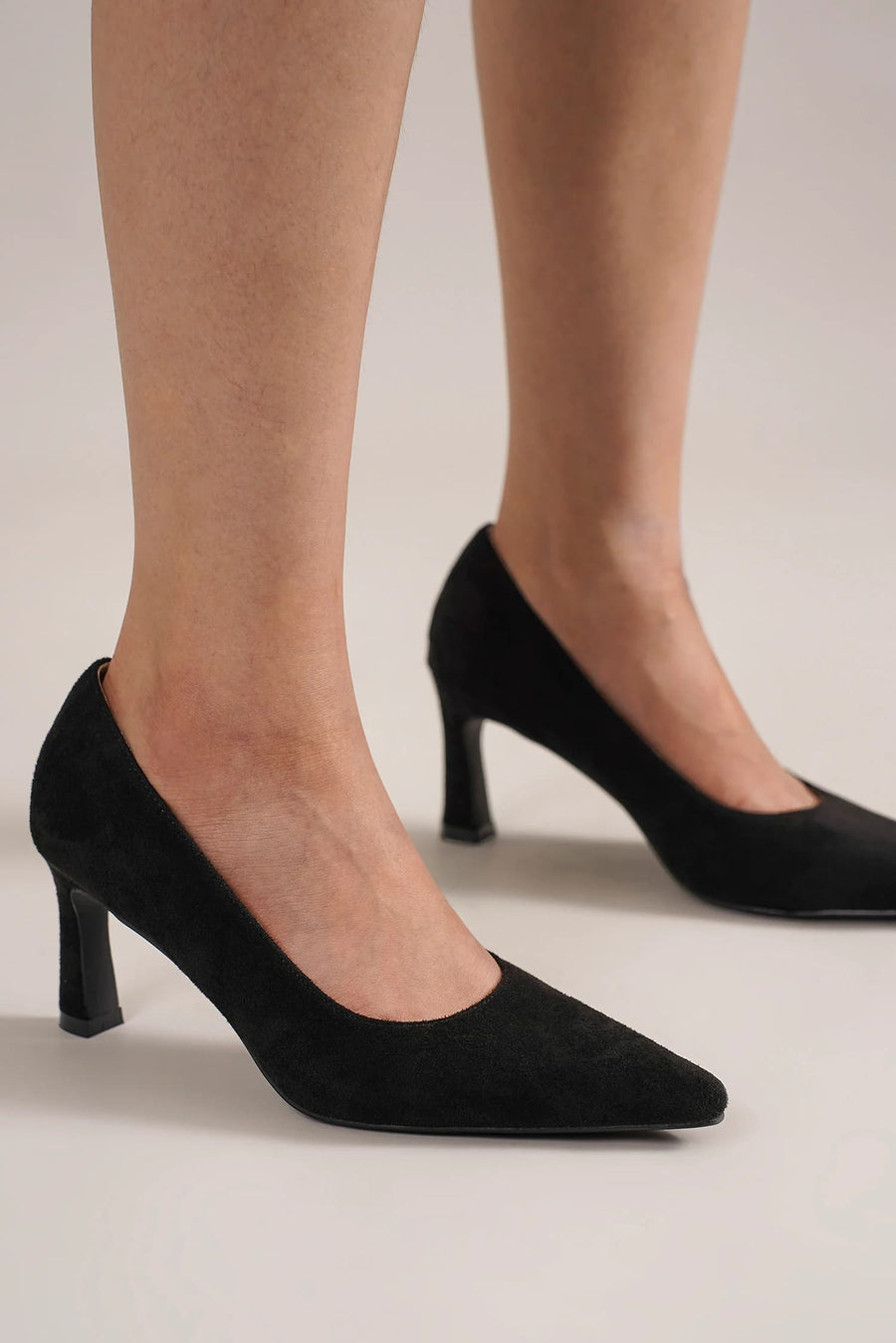 Ellis Montclair — Beast Fashion Faux Suede Point Toe Pumps Black Fashion Footwear, alternate view 2