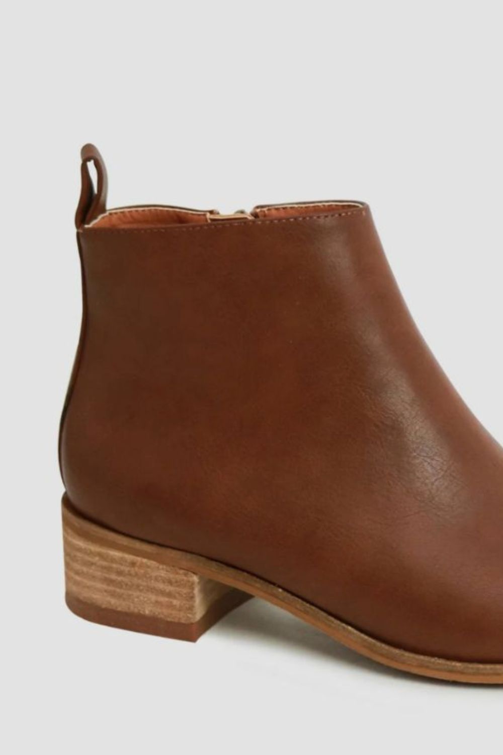 Paris Beaumont — Beast Fashion PU Leather Block Heel Boots, alternate view 3