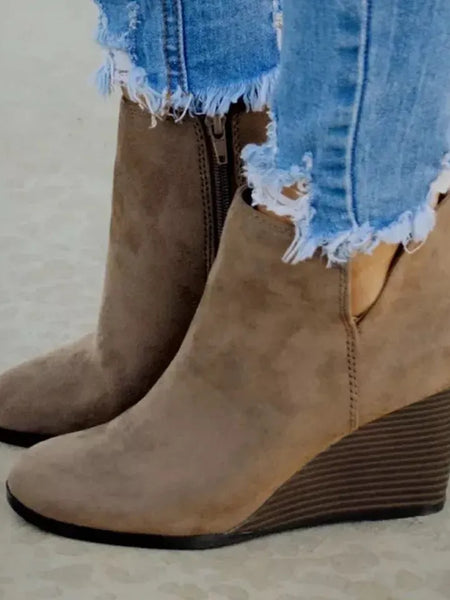 e5bb7e49-b3c2-4640-a828-b9a07ec6ad9c-Max