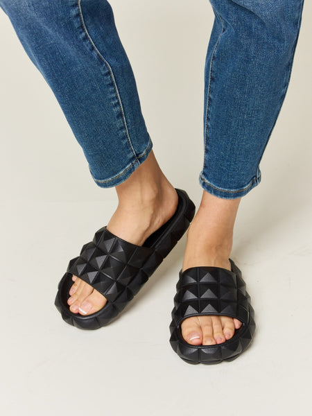 WILD DIVA Pyramid Stud Toe Band Footbed Sandals - Opulent Empire