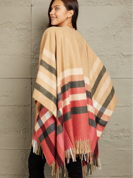 e.Luna Plaid Shawl Poncho Cardigan - Opulent Empiree.Luna Plaid Shawl Poncho CardiganOpulent EmpireClothing