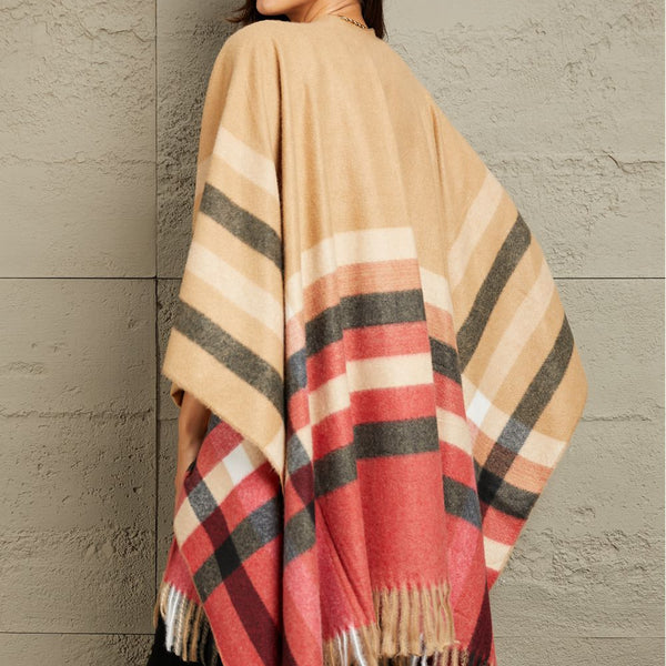 e.Luna Plaid Shawl Poncho Cardigan - Opulent Empiree.Luna Plaid Shawl Poncho CardiganOpulent EmpireClothing