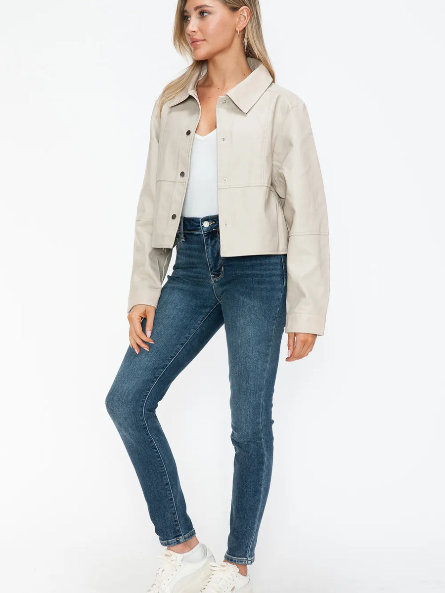 f0a86edf-a6f1-426e-b153-fe2088a00736-Max