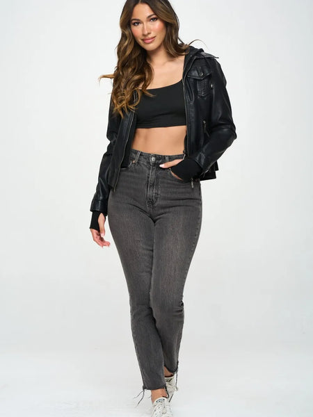 f285cbc8-befb-4225-86ff-5d6eab93fddb-Max