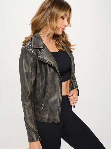 f736ef28-ddd6-4ac9-abc4-5e31decbedff-Max