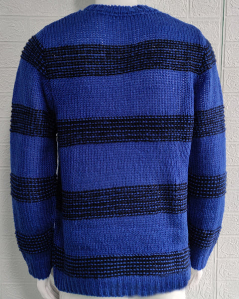 Men's fitted striped round neck long sleeve knitted sweater