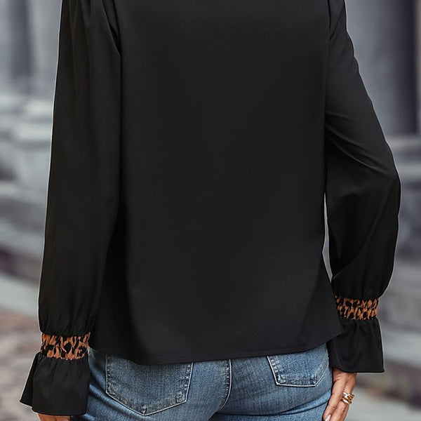 Leopard Contrast V-Neck Blouse - Opulent EmpireLeopard Contrast V-Neck BlouseOpulent Empire