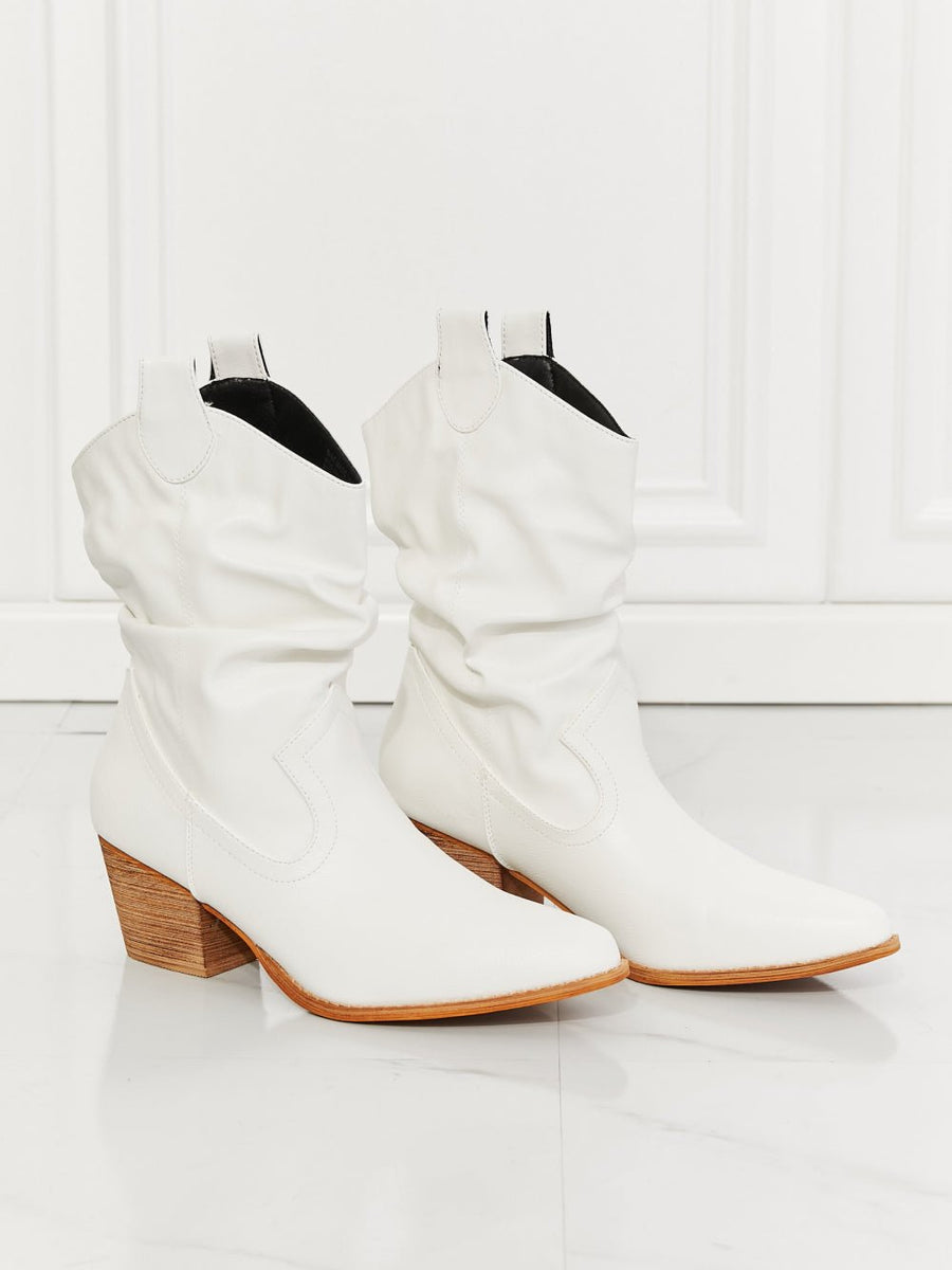 MMShoes Better in Texas Scrunch Cowboy Boots in White - Opulent EmpireMMShoes Better in Texas Scrunch Cowboy Boots in WhiteOpulent Empire