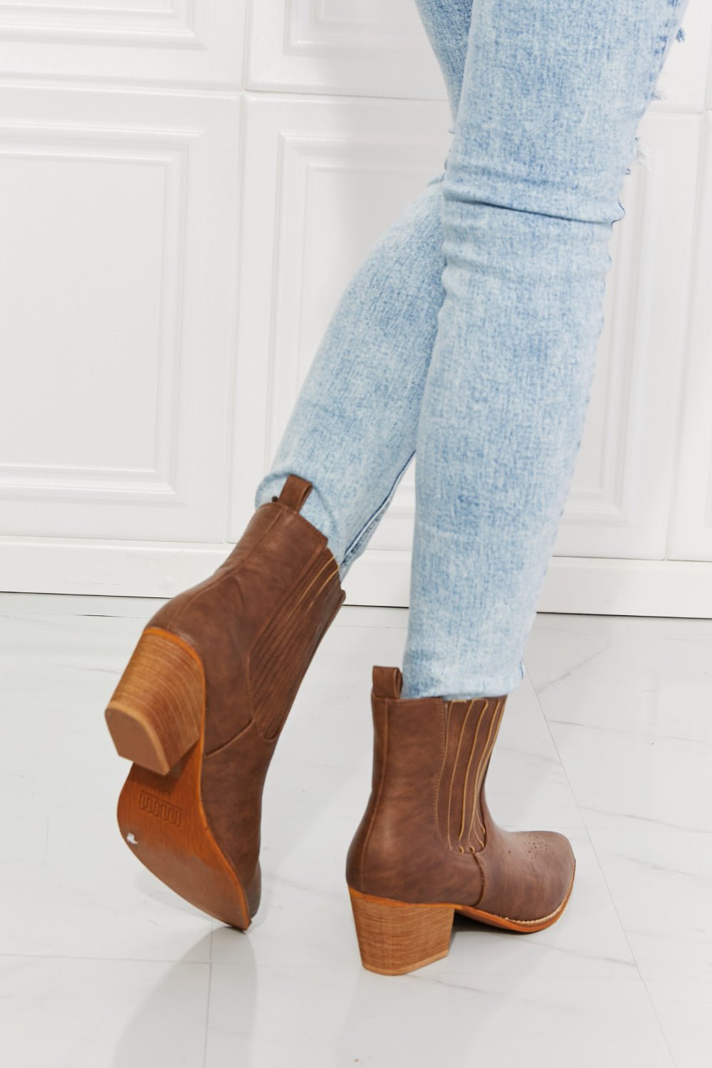 MMShoes Love the Journey Stacked Heel Chelsea Boot in Chestnut - Opulent EmpireMMShoes Love the Journey Stacked Heel Chelsea Boot in ChestnutOpulent Empire