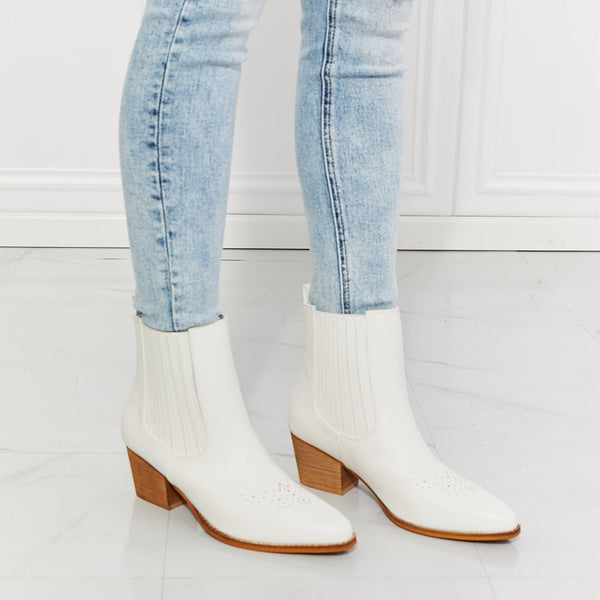 MMShoes Love the Journey Stacked Heel Chelsea Boot in White - Opulent EmpireMMShoes Love the Journey Stacked Heel Chelsea Boot in WhiteOpulent Empire