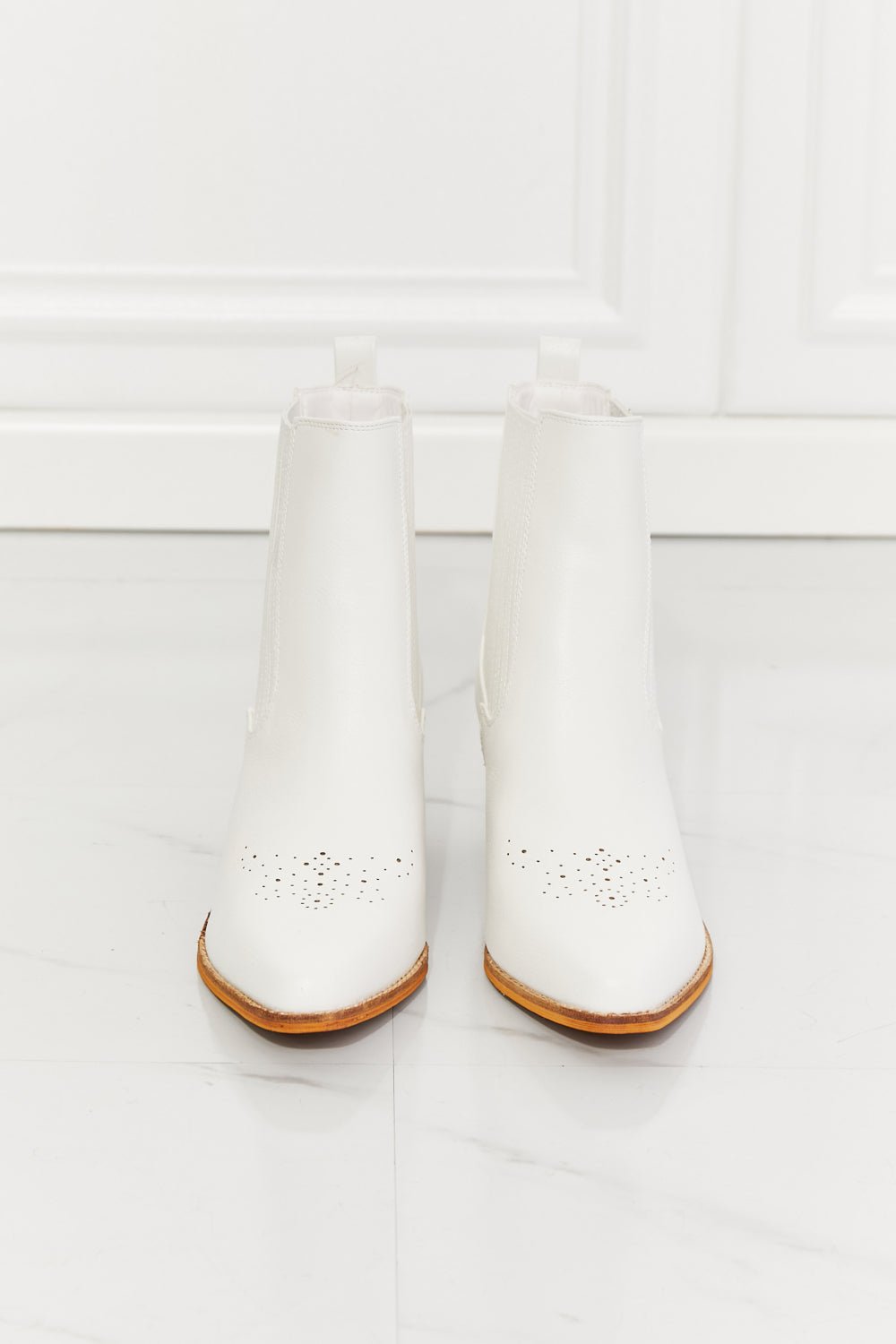 MMShoes Love the Journey Stacked Heel Chelsea Boot in White - Opulent EmpireMMShoes Love the Journey Stacked Heel Chelsea Boot in WhiteOpulent Empire