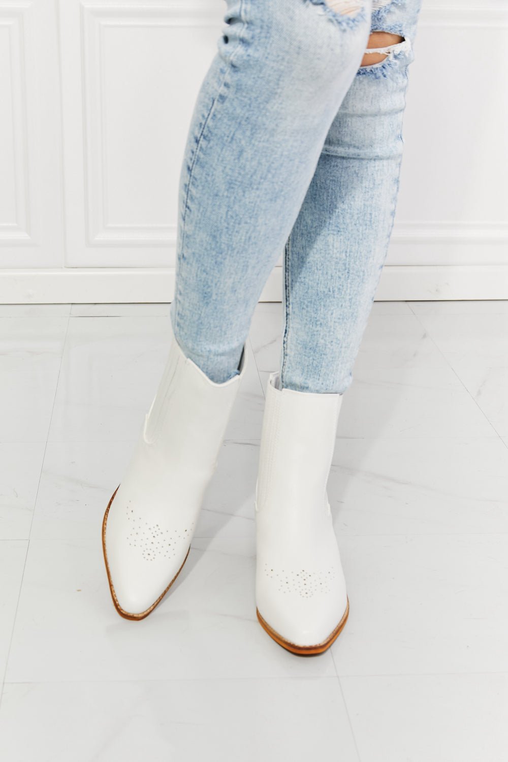 MMShoes Love the Journey Stacked Heel Chelsea Boot in White - Opulent EmpireMMShoes Love the Journey Stacked Heel Chelsea Boot in WhiteOpulent Empire